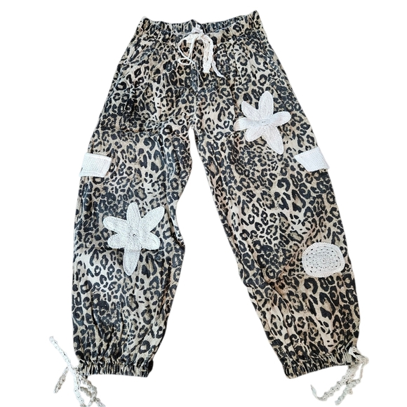 POL Sand Leopard Patchwork Crochet Boho Pants NEW - Picture 6 of 7